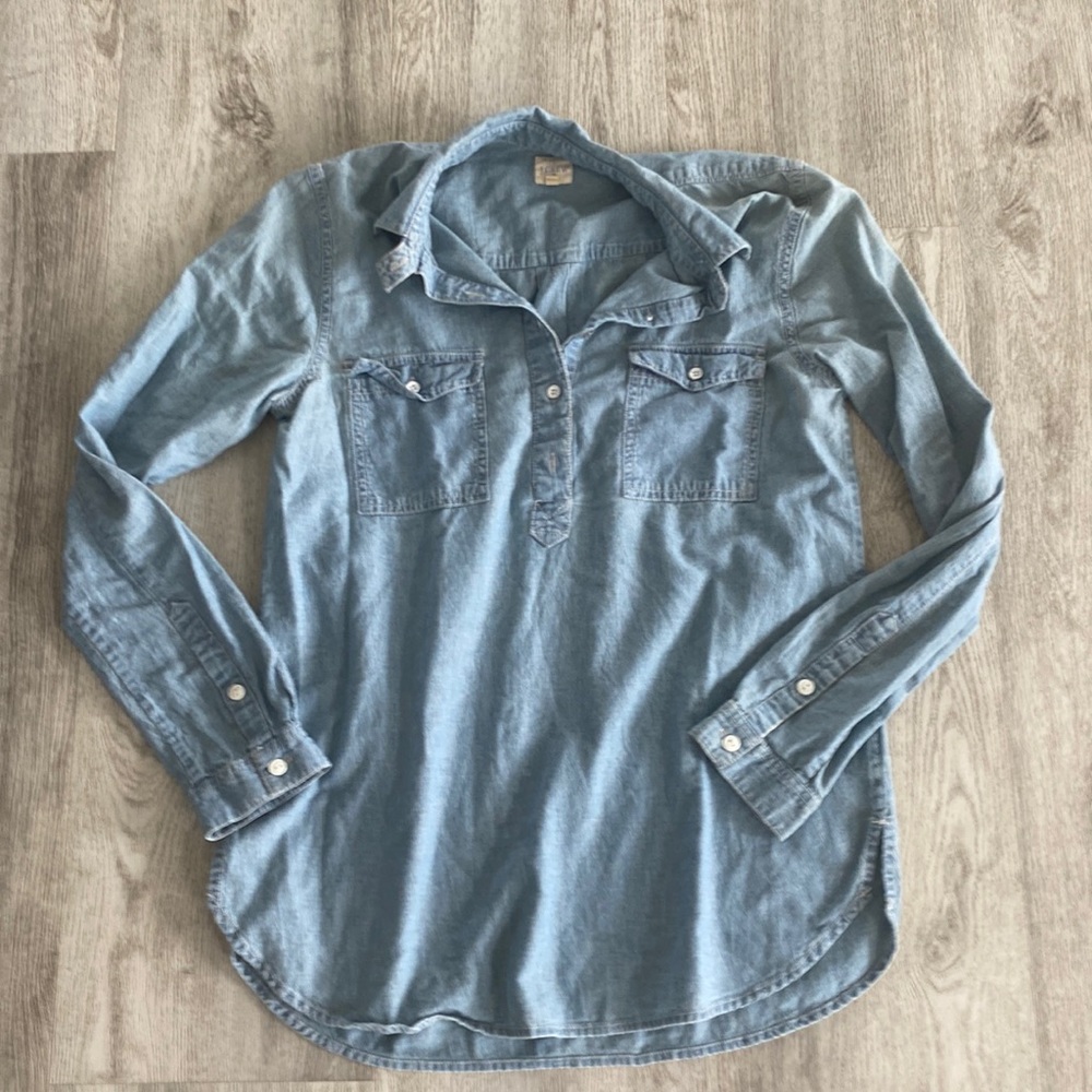 J Crew half placket Chambray Shirt size XS